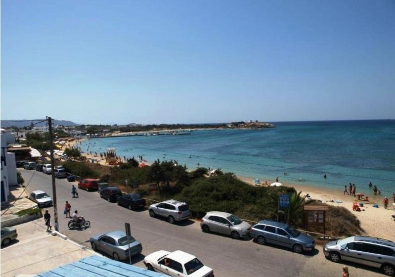 One-Bedroom Apartment with Sea View image 3