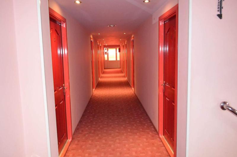 Double Room with Private Bathroom image 4