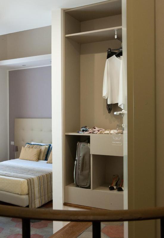 Standard Double Room image 2