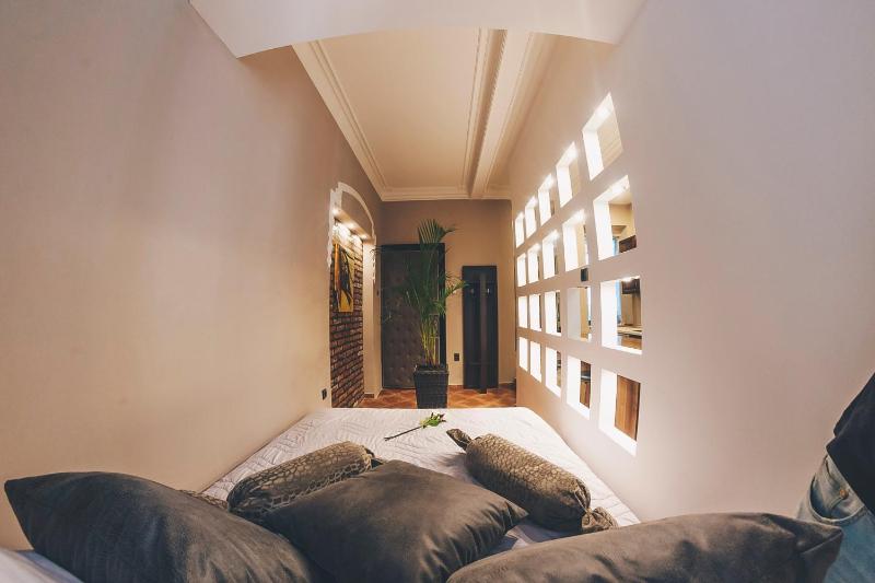 Superior Apartment with Sauna, Hot Tub and Terrace image 2