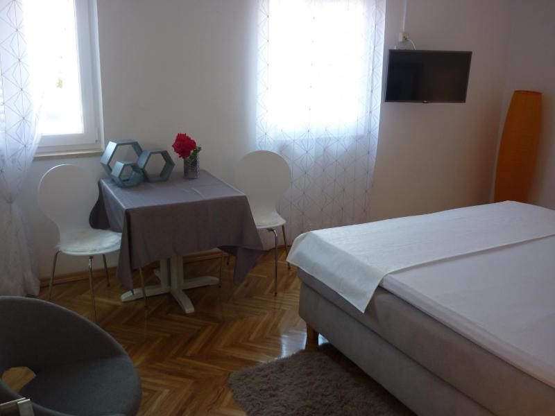 Apartment Vesna - image 18
