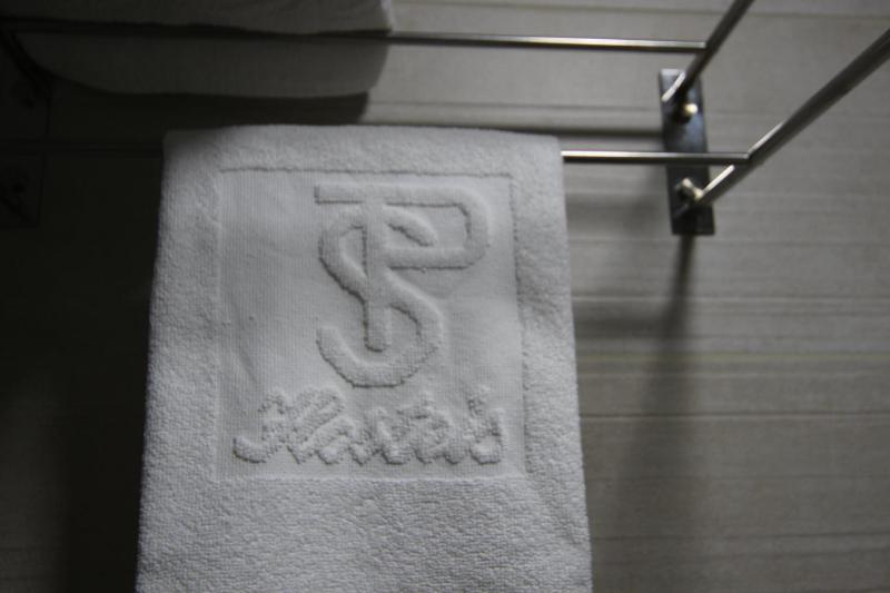 Hostal Roma - image 9