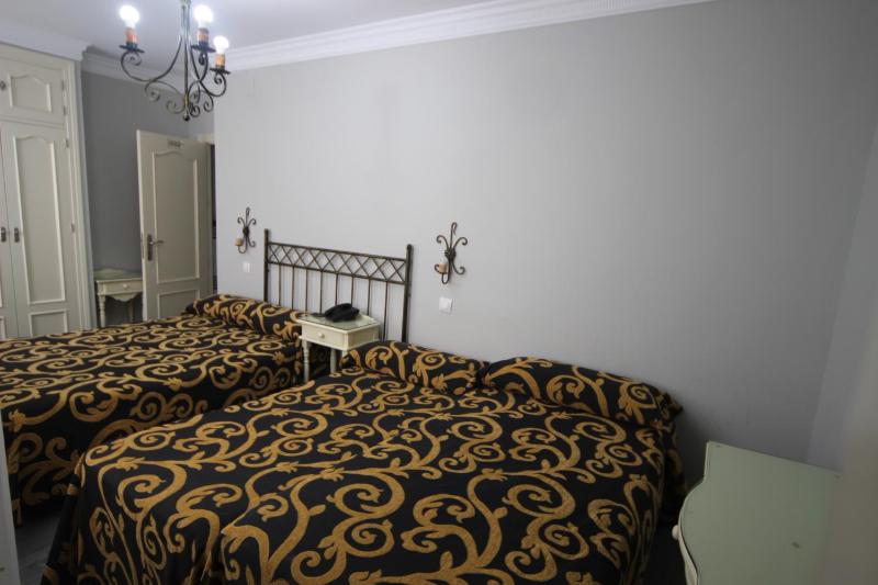 Triple Room image 2