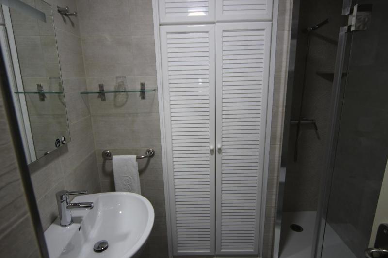Hostal Roma - image 14