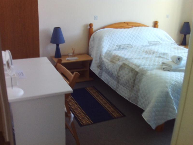 Double Room with Private Bathroom image 4