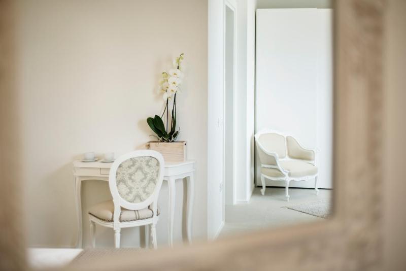Riviera Carducci Rooms - image 18