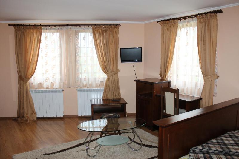 Luxury Quadruple Room image 2