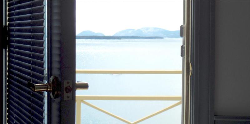 King Room with Sea View image 3