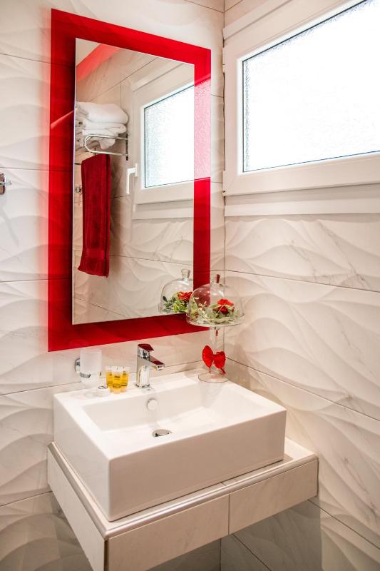 Double or Twin Room image 3