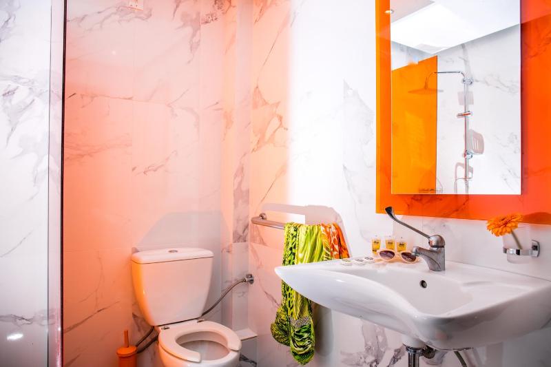 Double or Twin Room image 2