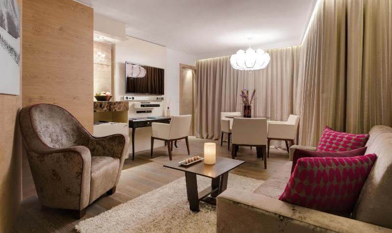 Suite image 4