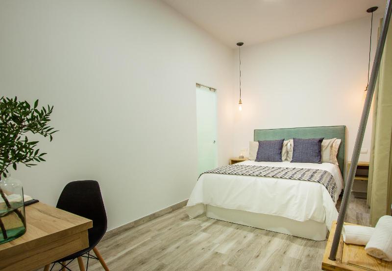 Interior Double Room image 4