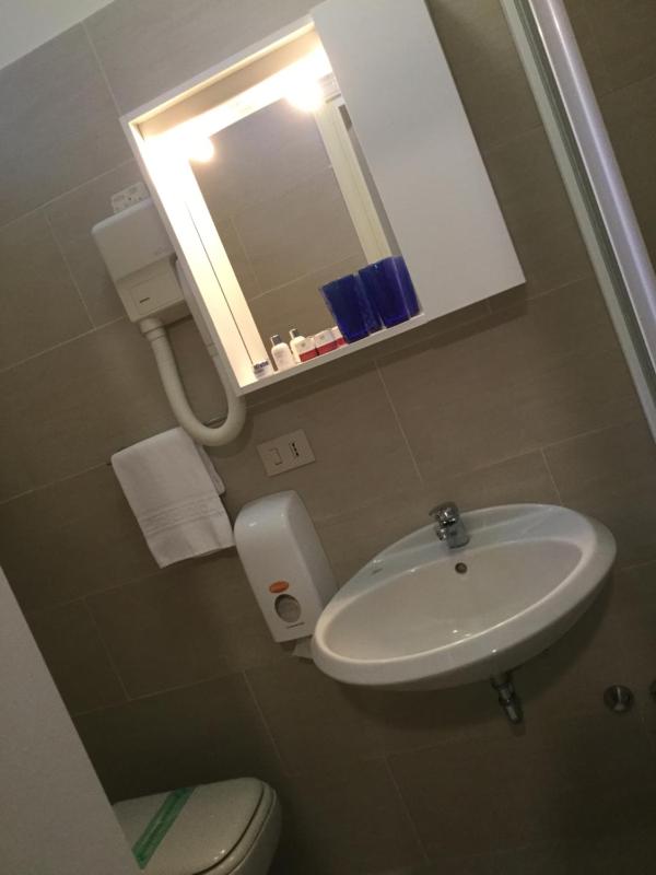 Triple Room with Balcony image 2
