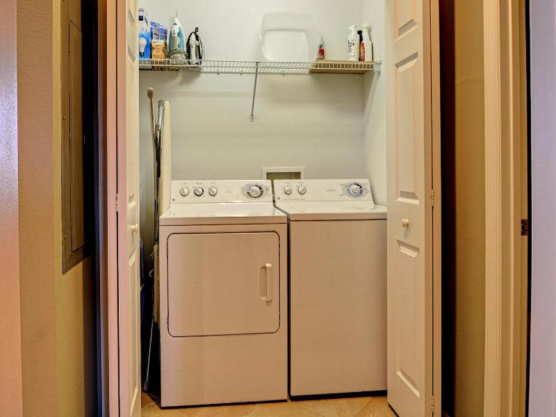 Harborview Grande Three Bedroom 267 - image 11