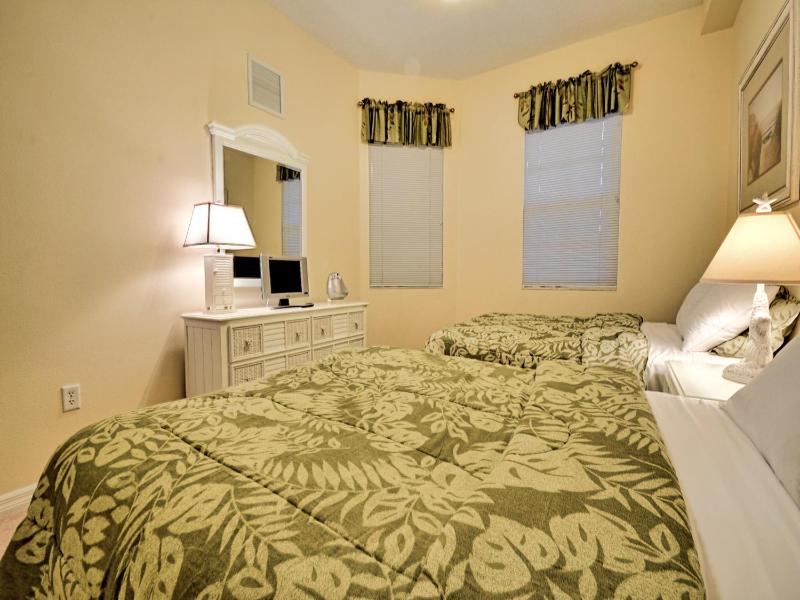 Harborview Grande Three Bedroom 267 - image 22
