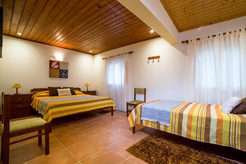 One-Bedroom Apartment (3 Adults) image 4