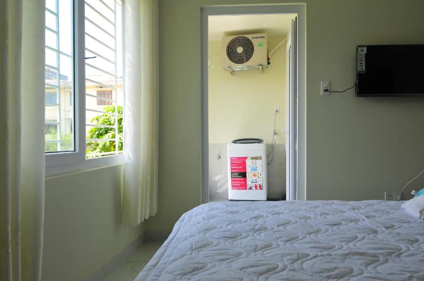 Căn Hộ Nhìn Ra Vườn