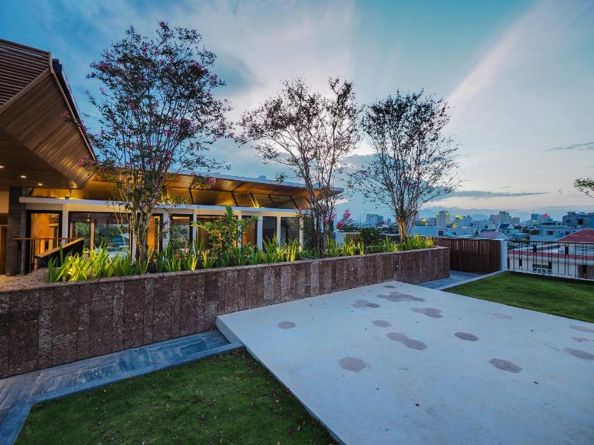 Phòng Deluxe Phòng Deluxe