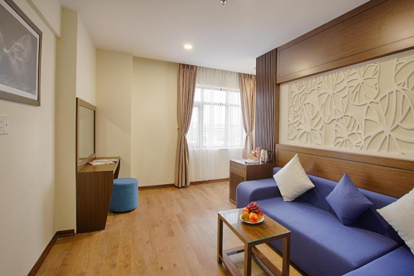 Suite Nhìn Ra Thành Phố