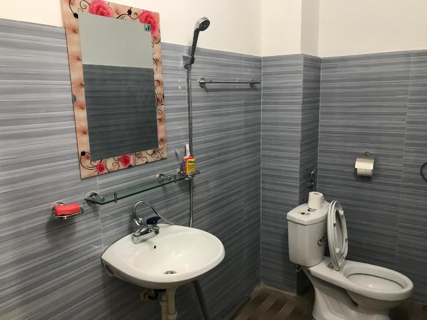 Phòng Giường Đôi Có Phòng Tắm Riêng