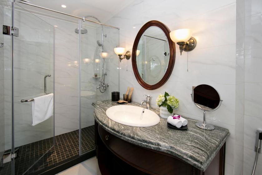 Phòng Deluxe Giường Đôi/2 Giường Đơn Không Có Cửa Sổ