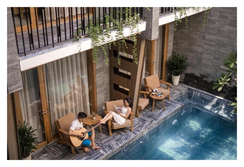 Phòng Giường Đôi Nhìn Ra Hồ Bơi Phòng Giường Đôi Nhìn Ra Hồ Bơi