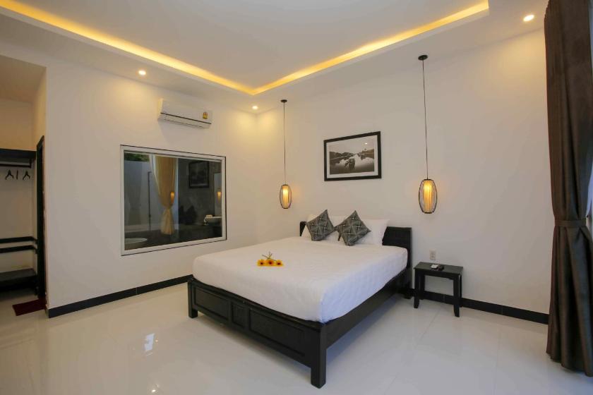 Phòng Junior Giường Đôi/2 Giường Đơn Hướng Hồ Bơi