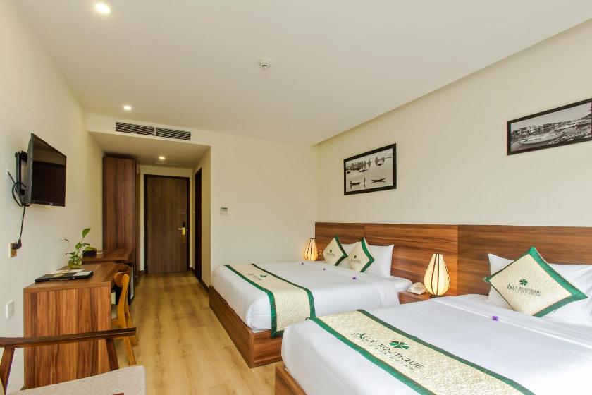 Phòng Deluxe cho 3 Người Phòng Deluxe cho 3 Người