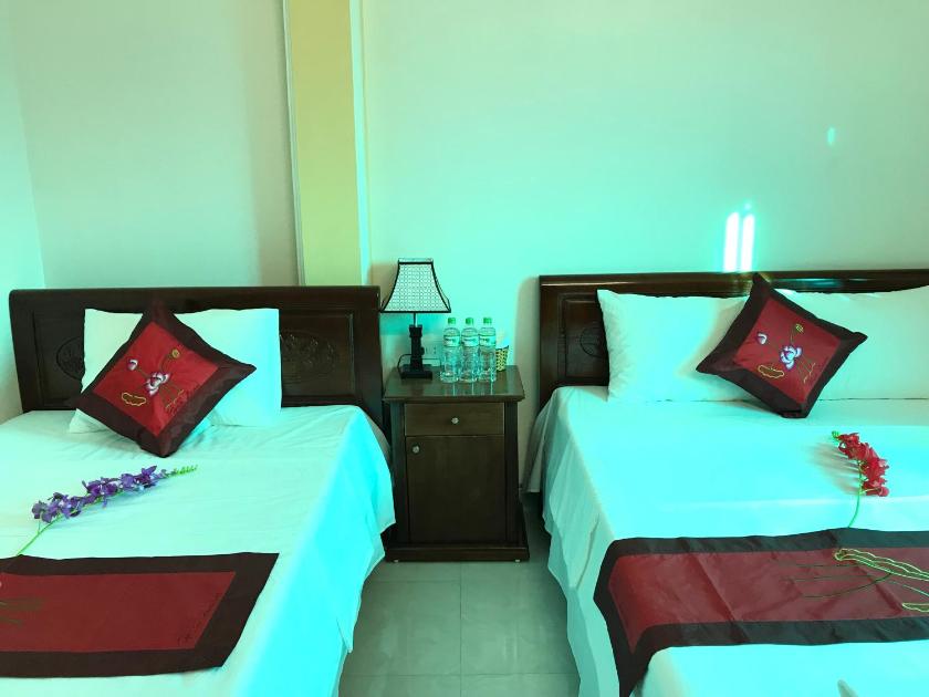 Phòng Deluxe cho 3 Người Phòng Deluxe cho 3 Người