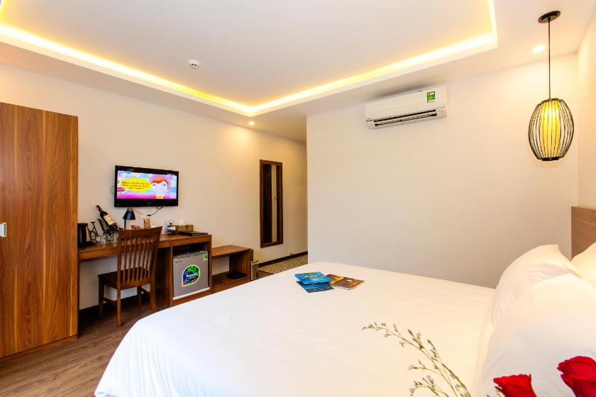 Phòng Tiêu Chuẩn Giường Đôi Nhìn Ra Vườn Phòng Tiêu Chuẩn Giường Đôi Nhìn Ra Vườn