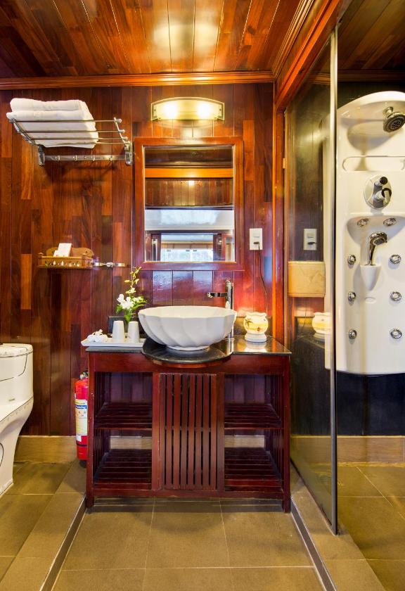 Cabin Suite Gia đình Executive - 2 Ngày 1 Đêm Cabin Suite Gia đình Executive - 2 Ngày 1 Đêm