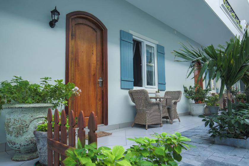 Phòng Superior 2 Giường Đơn Nhìn Ra Vườn Phòng Superior 2 Giường Đơn Nhìn Ra Vườn