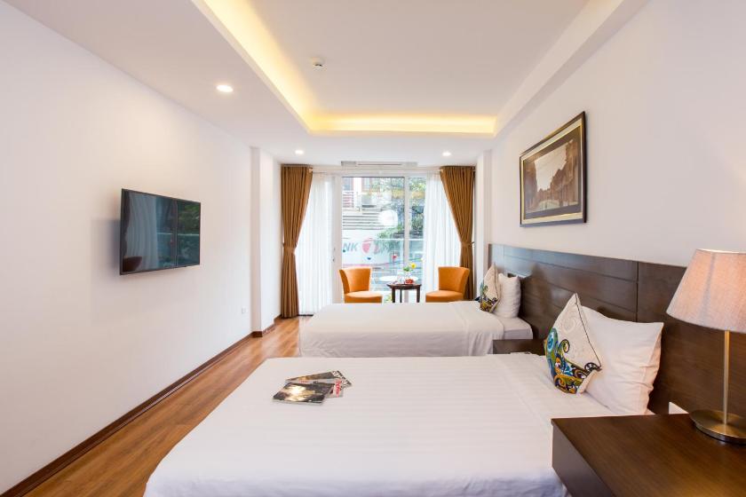 Phòng Deluxe Giường Đôi/2 Giường Đơn Có Ban Công