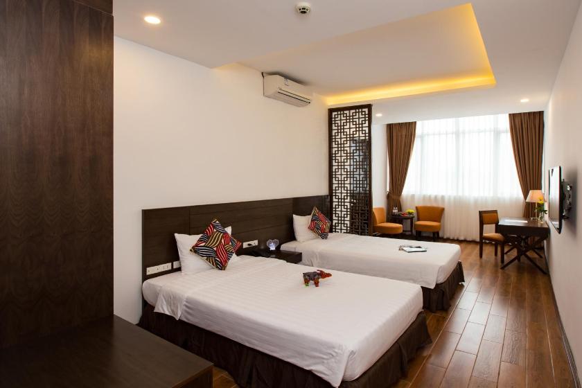 Suite Nhìn Ra Thành Phố