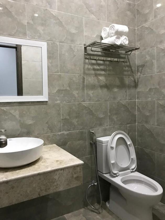 Phòng Hạng Tiết kiệm Cho 4 Người