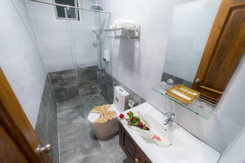 Suite Deluxe Có Giường Cỡ King