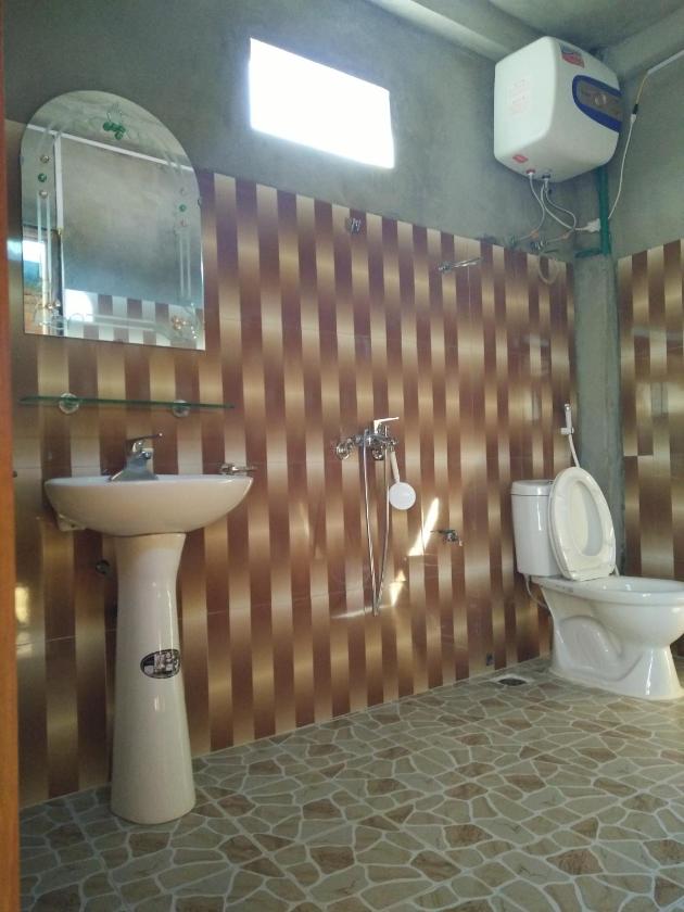 Giường Đơn Trong Phòng Nghỉ Tập Thể Cho Cả Nam Và Nữ