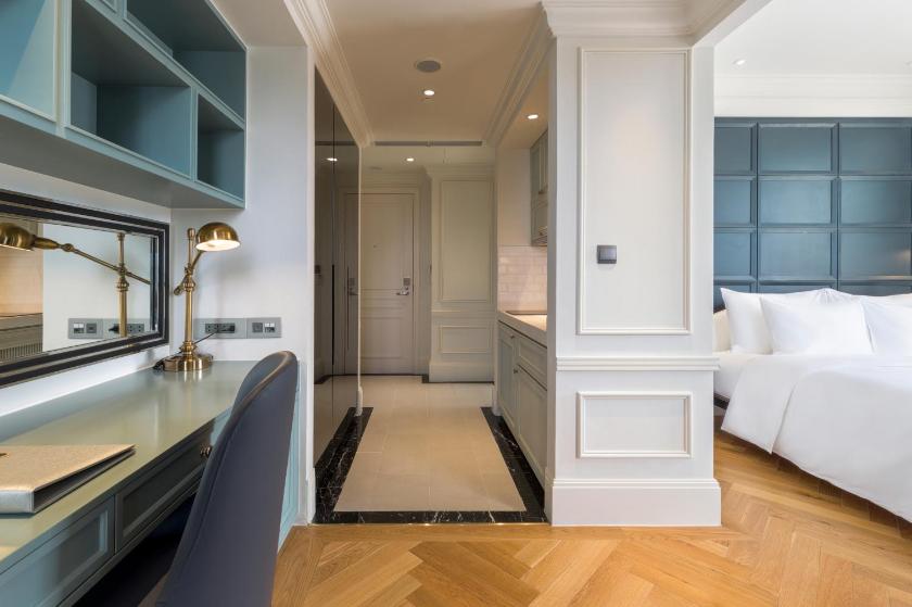 Phòng Deluxe Có Giường Cỡ King