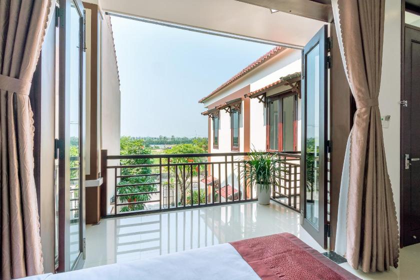 Phòng 3 Người Nhìn Ra Vườn Phòng 3 Người Nhìn Ra Vườn