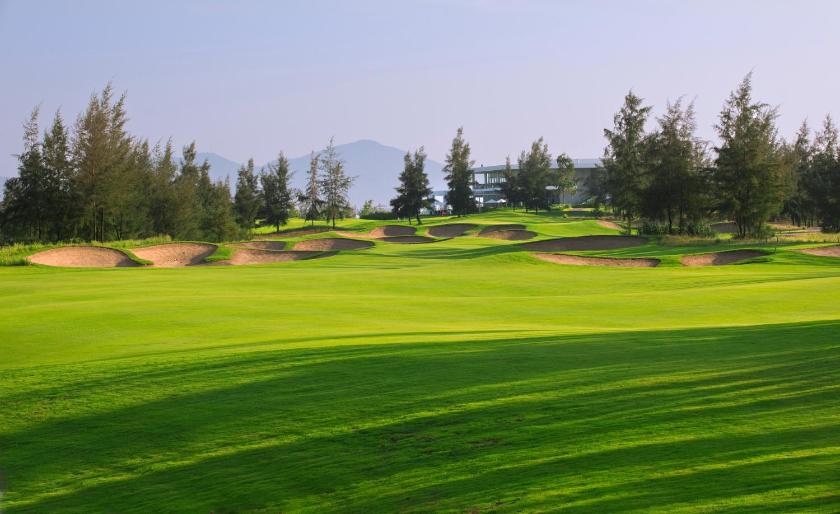 Phòng Deluxe Giường Đơn Trọn Gói Kèm Chơi Golf