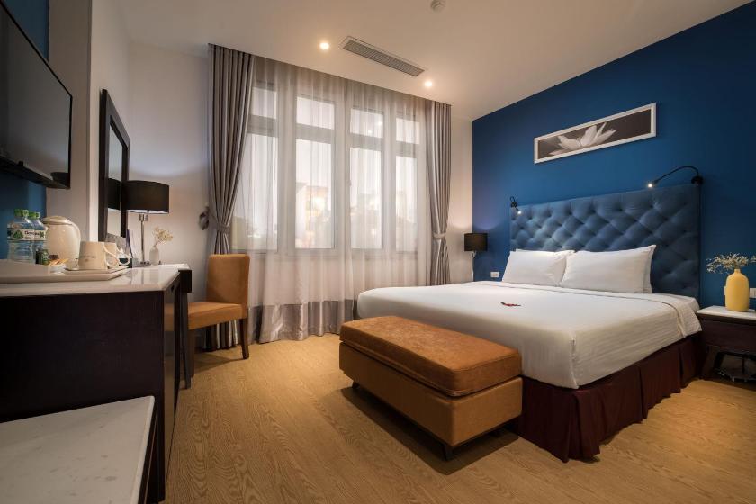 Suite Junior Nhìn Ra Thành Phố