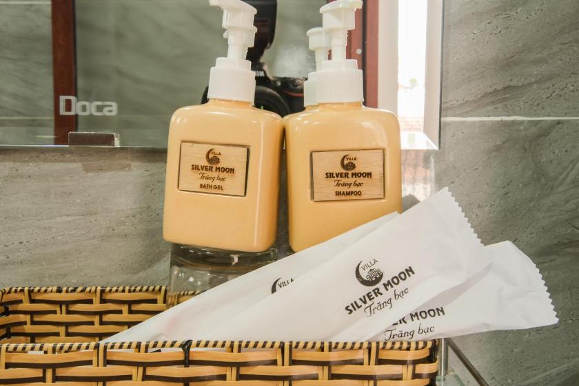 Phòng Deluxe Giường Đôi Có Ban Công Phòng Deluxe Giường Đôi Có Ban Công