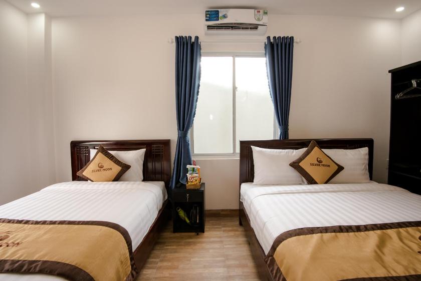 Phòng 2 giường đơn có ban công Phòng 2 giường đơn có ban công