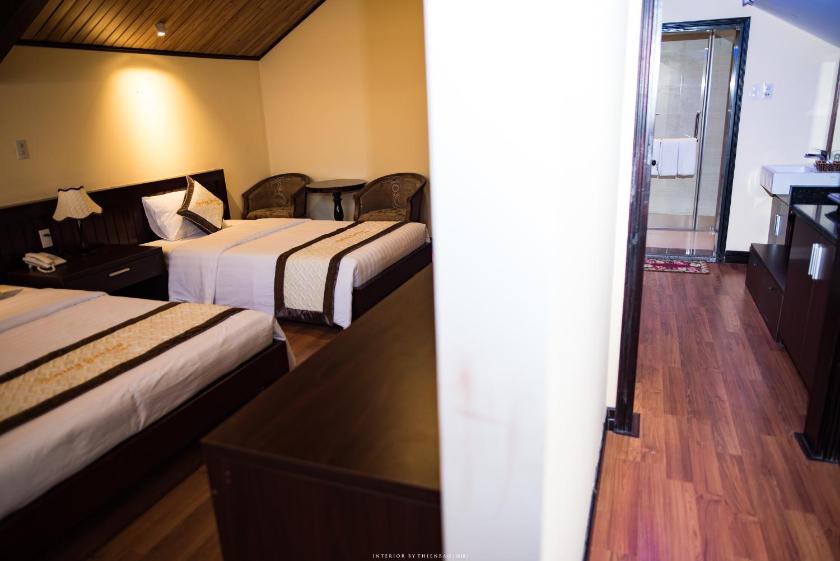 Phòng Deluxe cho 3 Người Phòng Deluxe cho 3 Người