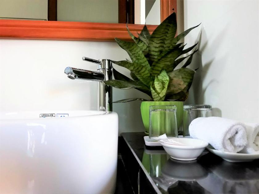 Phòng Deluxe Giường Đôi Có Ban Công Phòng Deluxe Giường Đôi Có Ban Công