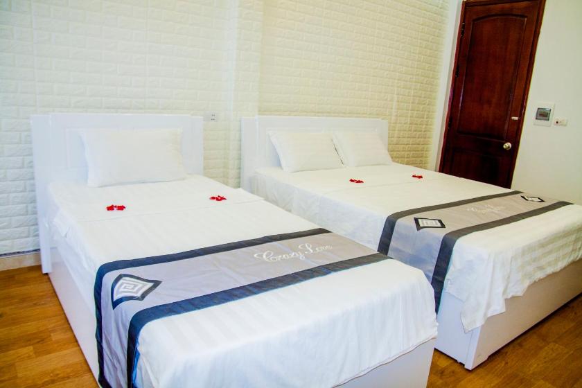 Phòng Deluxe cho 3 Người Phòng Deluxe cho 3 Người