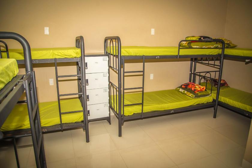 Giường Trong Phòng Nghỉ Tập Thể 8 Giường Cho Cả Nam Và Nữ Giường Trong Phòng Nghỉ Tập Thể 8 Giường Cho Cả Nam Và Nữ
