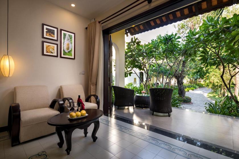 Suite Biệt Thự Charm Nhìn Ra Vườn