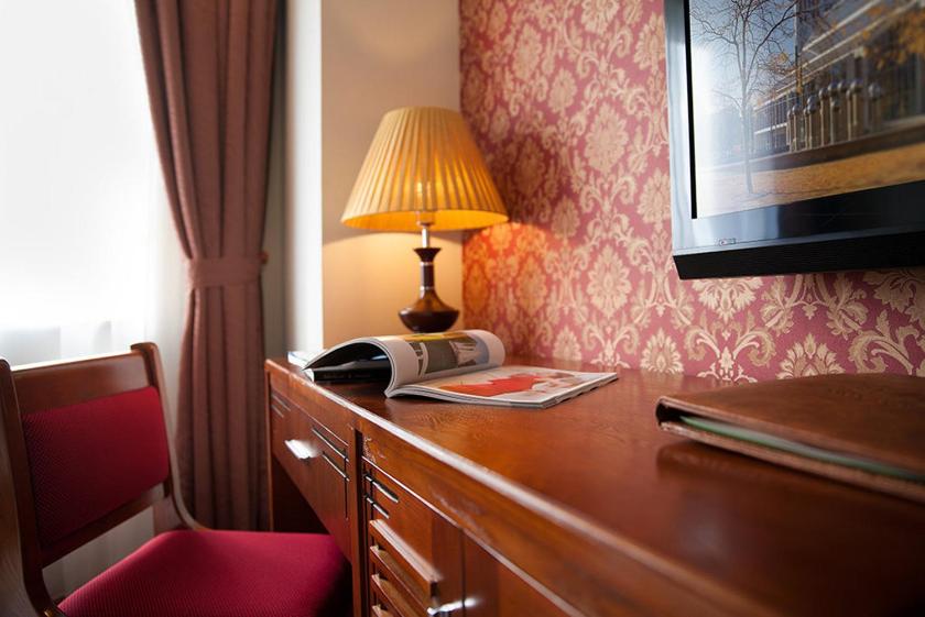 Phòng Deluxe cho 3 Người Phòng Deluxe cho 3 Người