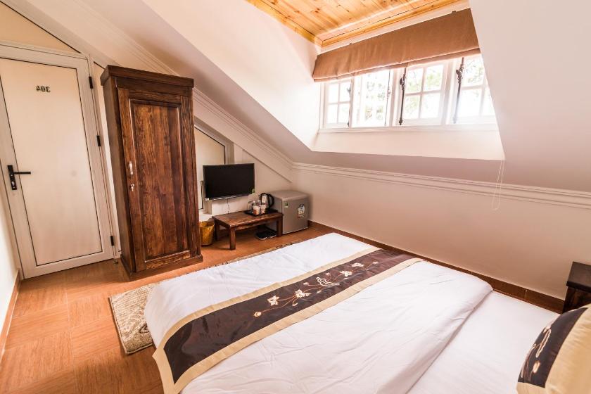 Phòng Tiêu Chuẩn Giường Đôi Với Phòng Tắm Chung Phòng Tiêu Chuẩn Giường Đôi Với Phòng Tắm Chung